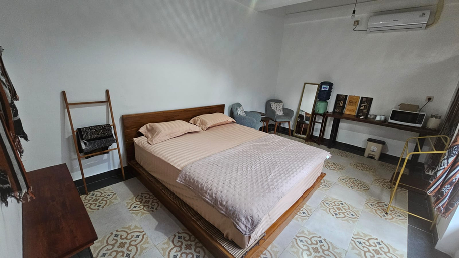 Others 3, Luxury Room 2 with Pool @ Pondok Raima, Gresik