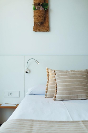 Bedroom 4, Hotel Apartamentos Marina Playa, Baleares