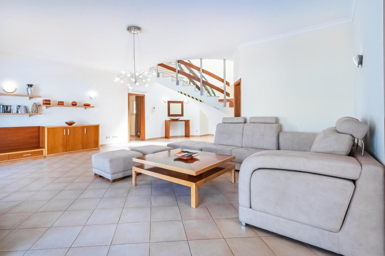 4, Villa Coute Real, Loulé