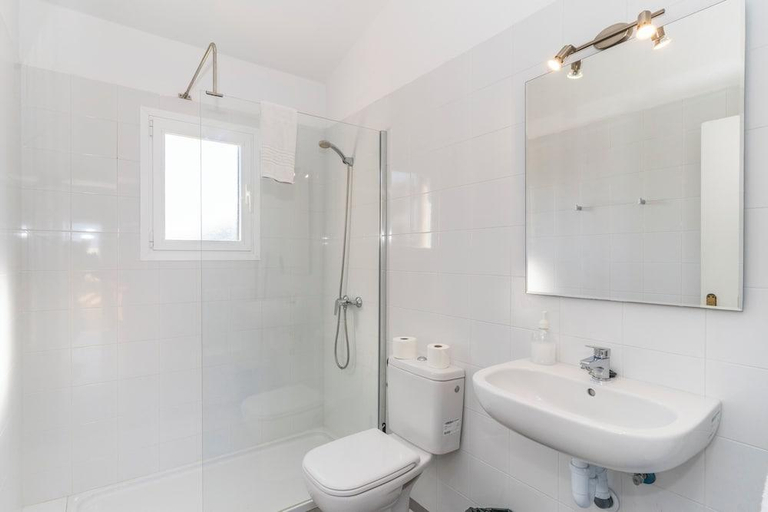 Bathroom 3, Apartamentos Ses Anneres, Baleares