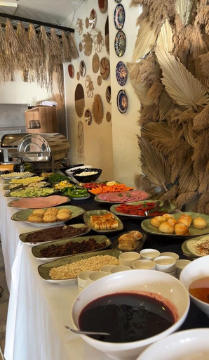 Food & Drinks 5, Riada Hotel, Merkez