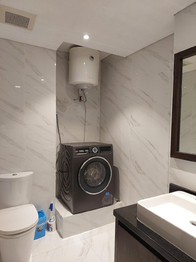 Bathroom 3, Joy & cozy The Branz BSD city apartment, Tangerang Selatan