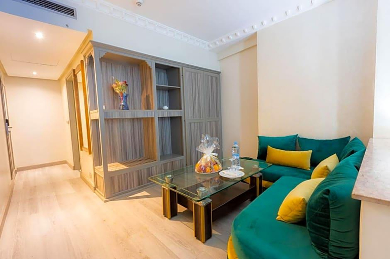 Others 5, Prince De Paris, Casablanca