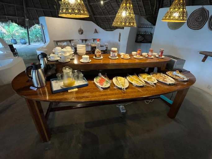Food & Drinks 4, Unguja Lodge, Kusini