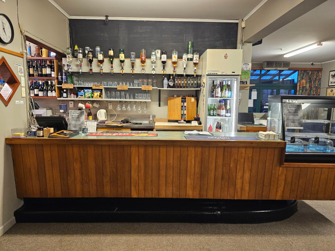 Food & Drinks 4, Whitehorse Inn, Manawatu