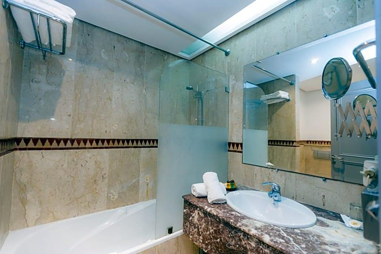 Bathroom 5, Prince de Paris, Casablanca