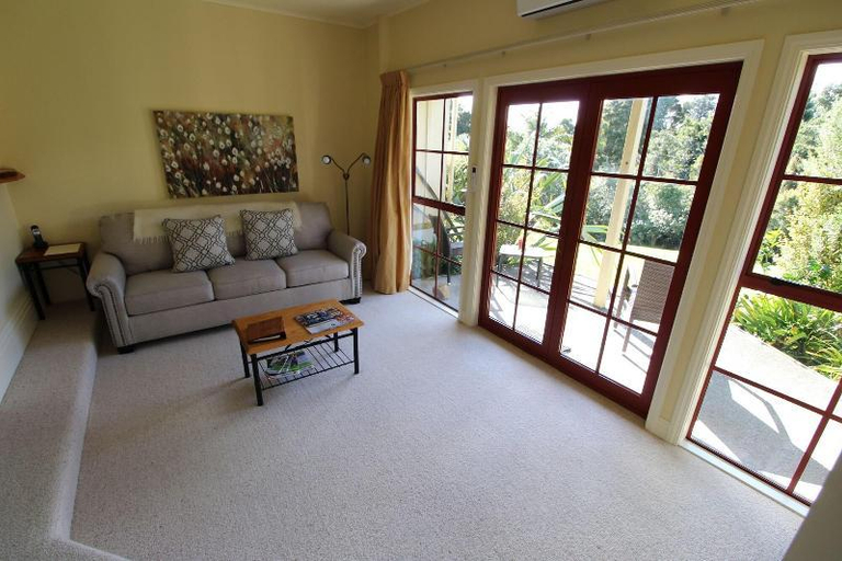 Others 3, Waipoua Lodge, Kaipara