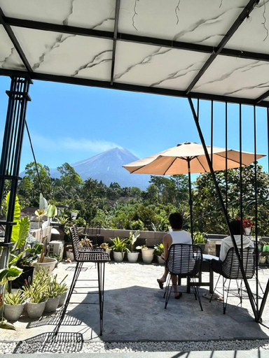 Food & Drinks, JAVA Hostel Tumpak Sewu, Lumajang