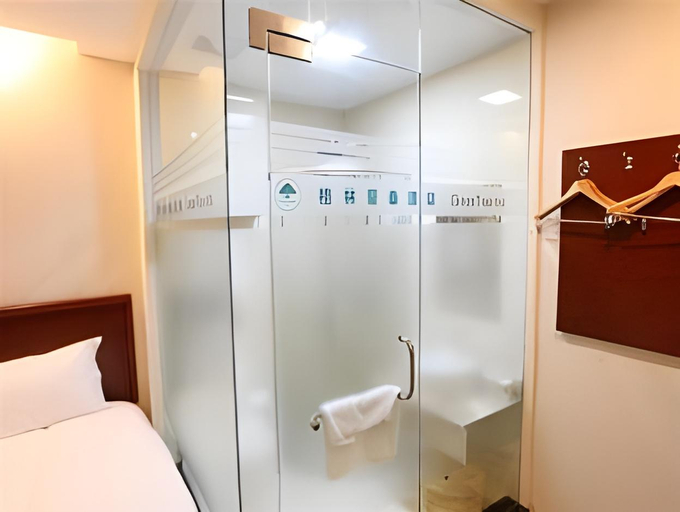 Bedroom 2, GreenTree Inn Weihai Passenger Transport Terminal, Weihai