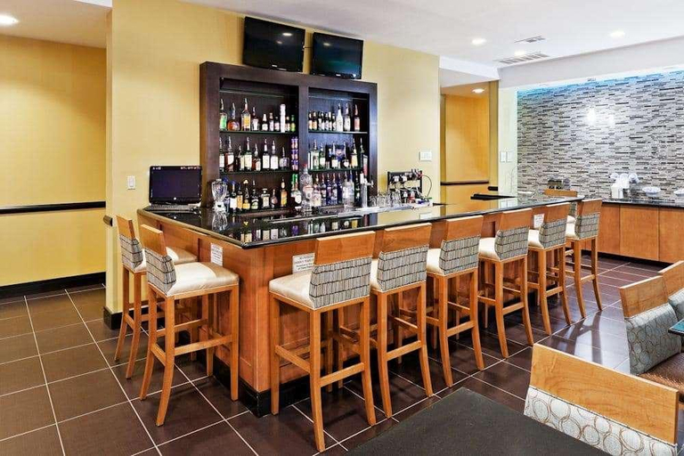 Food & Drinks 5, La Quinta Inn & Suites Tulsa - Catoosa, Rogers