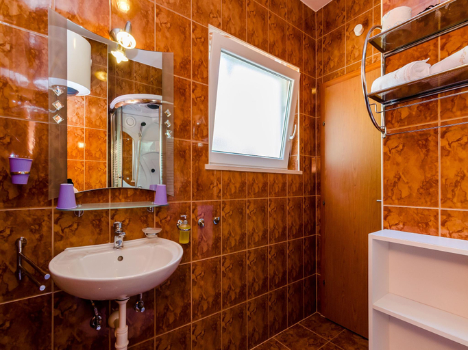 Bathroom 5, Apartments Aura, Dubrovnik