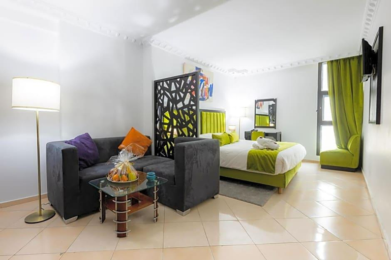Others 4, Prince de Paris, Casablanca