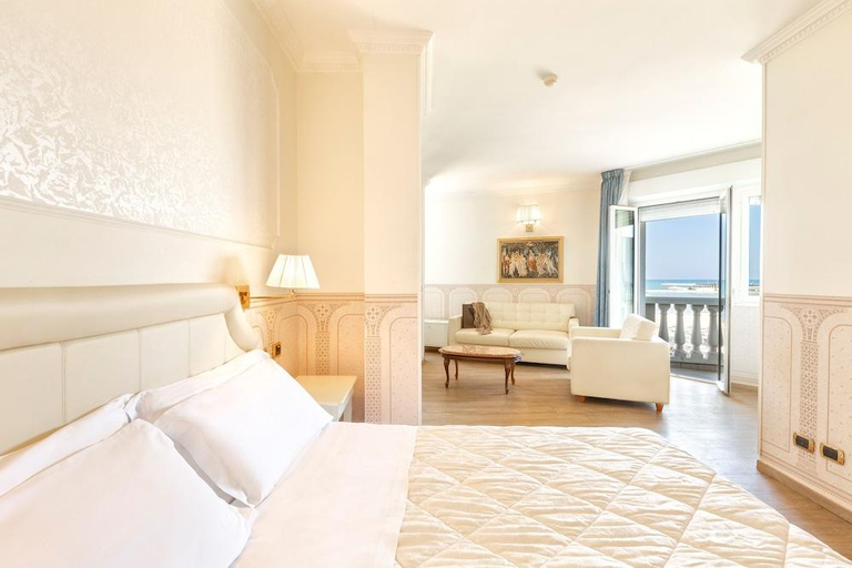 Bedroom 3, Hotel Baia Imperiale, Rimini