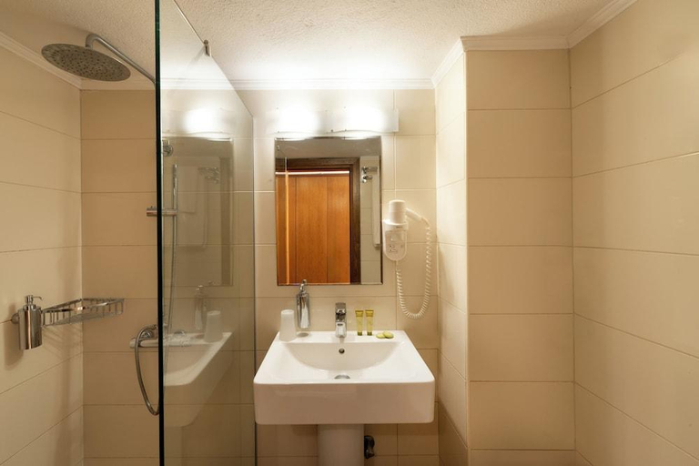 Bathroom 5, Mitsis Alexander the Great, Central Macedonia