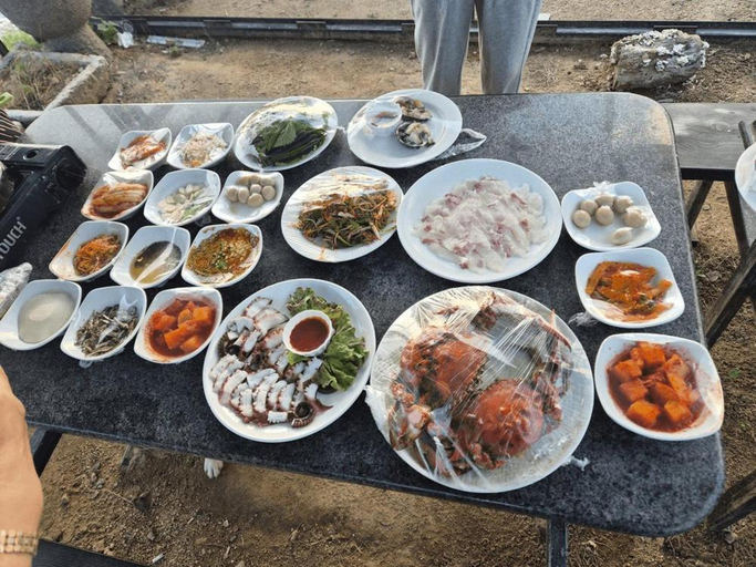 Food & Drinks 4, Tongyeong Yokjido Pension BlueC, Tongyeong