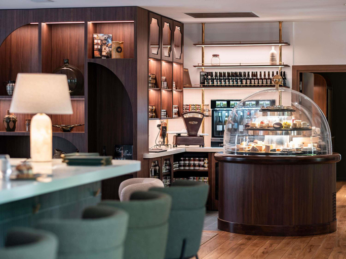 Food & Drinks 4, Mercure Maintenon, Eure-et-Loir