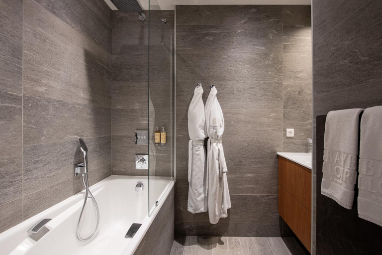 Bathroom 5, Abbaye de Talloires Hotel and Restaurant, Haute-Savoie