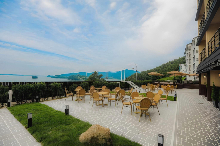 Food & Drinks 4, Tomonoya Ryokan Signature Namhae A, Namhae