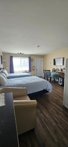 Bedroom 2, Fair Isle Motel, Inverness