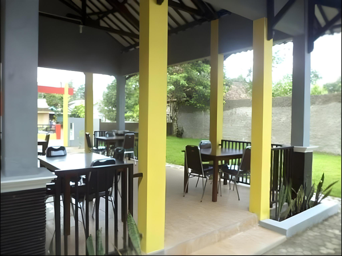 Food & Drinks 2, Borobudur Village Inn, Magelang