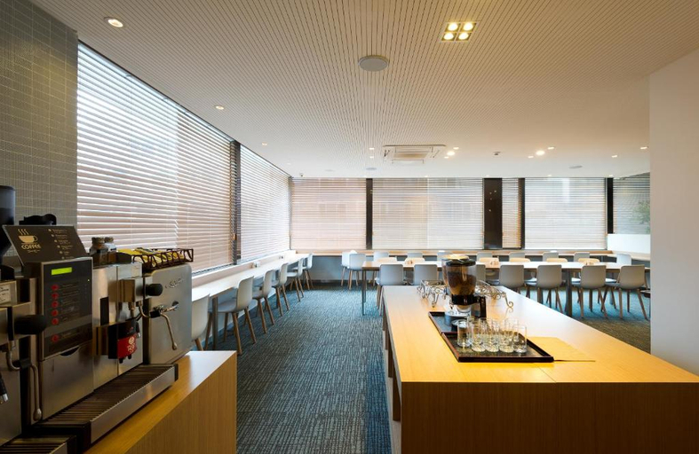 Food & Drinks 4, Metro Hotel Myeongdong, Jung