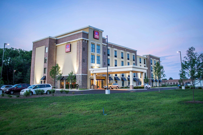 Exterior & Views 2, Comfort Suites Hartville-North Canton, Stark