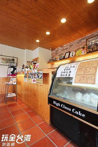 Food & Drinks 4, Rainbow Bridge B&B, New Taipei City