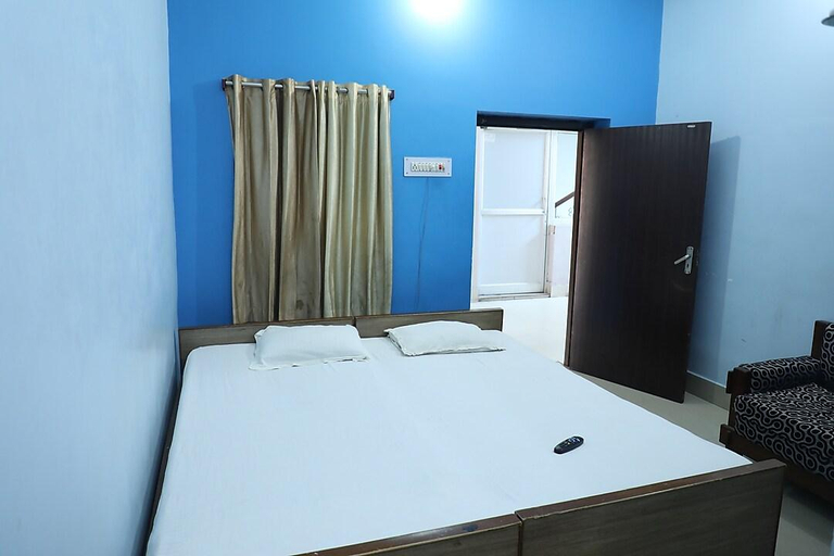 Bedroom 2, Hotel Meer Residency, Giridih