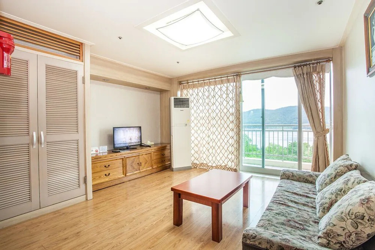 Bedroom 2, Gyeongju Ilsung Condo, Gyeongju