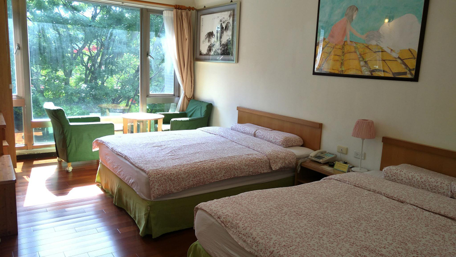 Bedroom 2, Rainbow Bridge B&B, New Taipei City