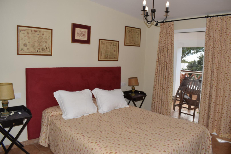 Bedroom 3, Apartamentos Cortijo Fontanilla-NEW, Cádiz