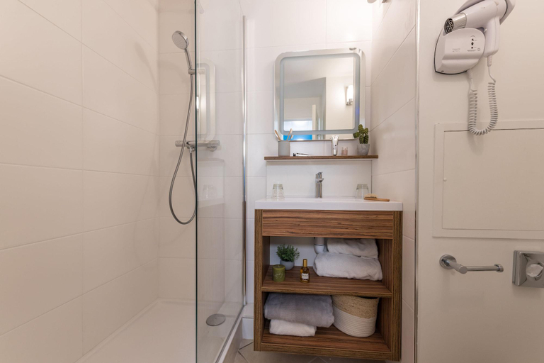 Bathroom 4, Village Pierre & Vacances - Cap Esterel - Saint Raphael Village, Var