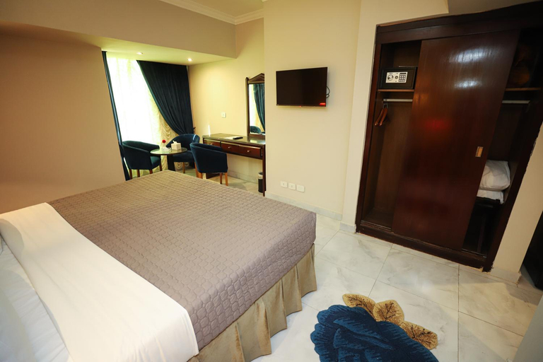Bedroom 3, Gawharet Al-Ahram Hotel, Al-'Umraniyah