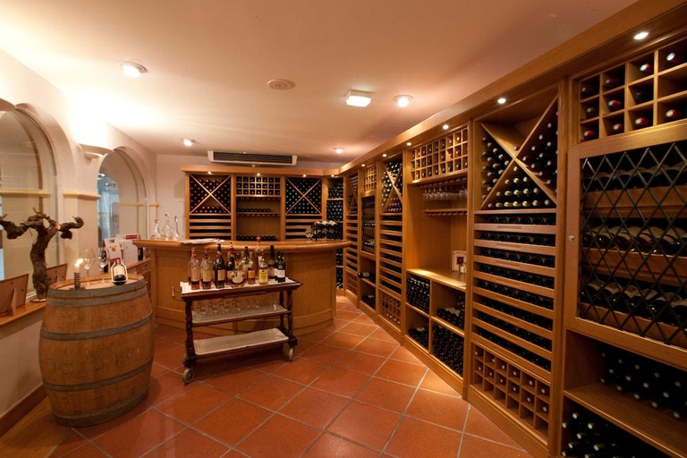 Food & Drinks 5, Le Chateau De Taulane, Var