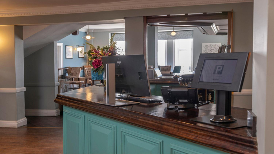 Public Area 2, Kingscliff Hotel, Essex