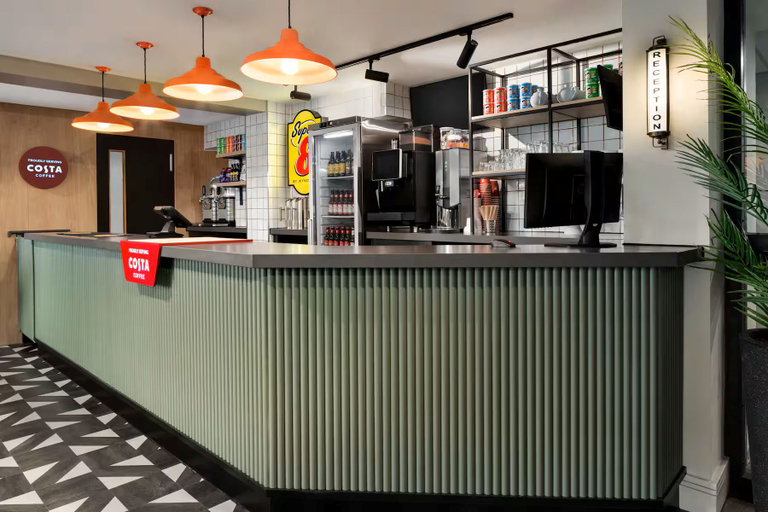 Public Area 3, Super 8 by Wyndham Durham, Durham