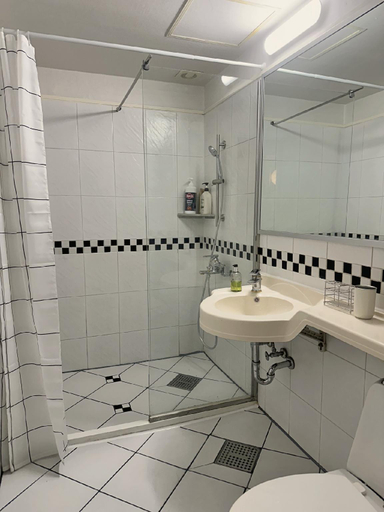 Others 3, CHACHA Stay Oreo Hongdae Apartment, 1 min to station, Mapo