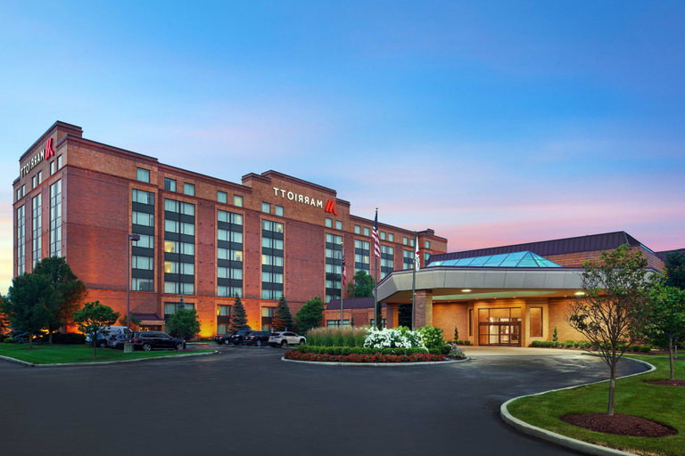 Exterior & Views, Cleveland Marriott East, Cuyahoga