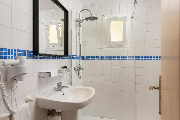 Bathroom, Holiday Park Santa Ponsa, Baleares