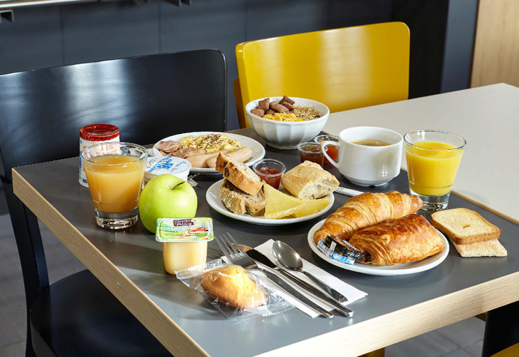 Food & Drinks 4, B&B HOTEL Maurepas, Yvelines