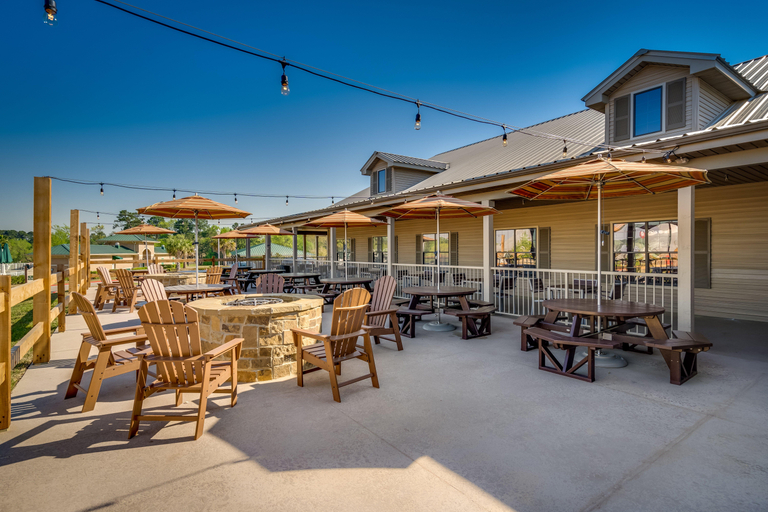 Food & Drinks 3, Piney Shores Resorts, Montgomery