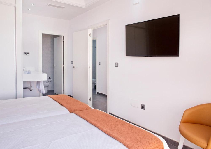 Bedroom 3, Hotel Los Delfines, Murcia