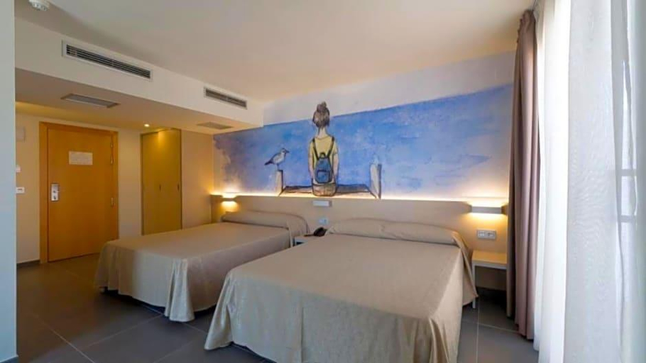 Bedroom 3, Riviera, Barcelona
