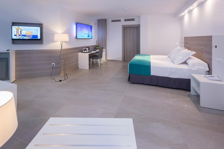 Bedroom 3, Hotel Olympus Palace, Tarragona