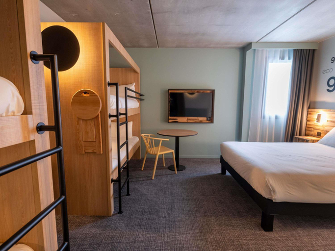 Bedroom 2, greet hotel Orthez Bearn, Pyrénées-Atlantiques