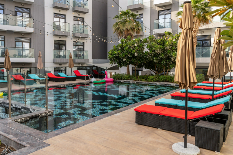 Sport & Beauty 2, izzzi life Mint Holiday Home Apartment, Dubai