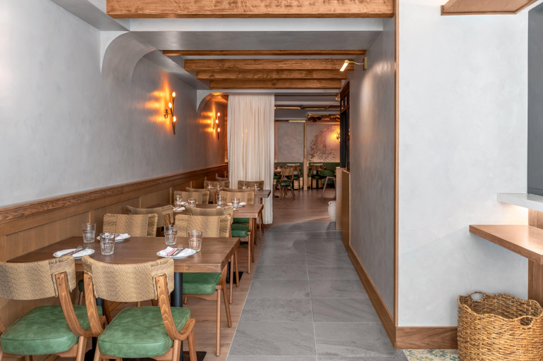 Food & Drinks 5, Voco Astoria, by IHG, New York