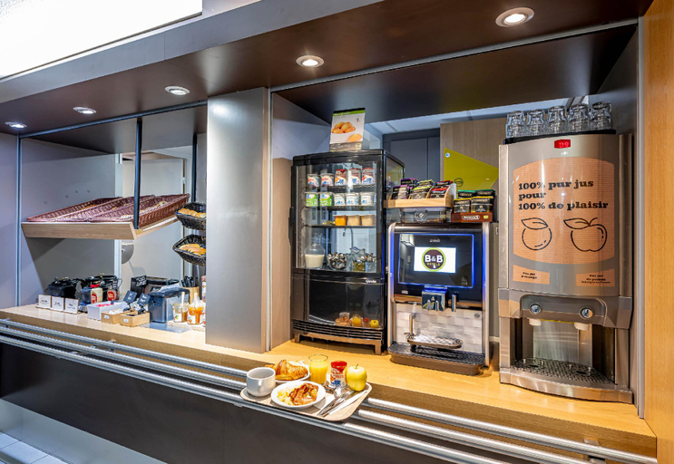 Food & Drinks 5, B&B HOTEL Bordeaux Merignac Hotel de Ville, Gironde