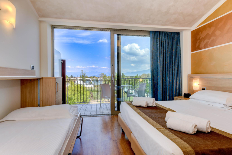 Bedroom 2, Hotel Rivus., Verona