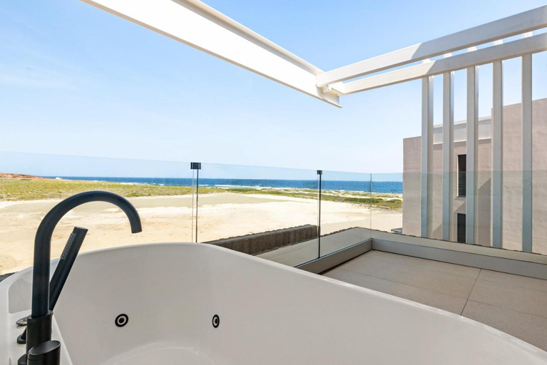 Sport & Beauty 2, Secrets Baby Beach Aruba Adults Only